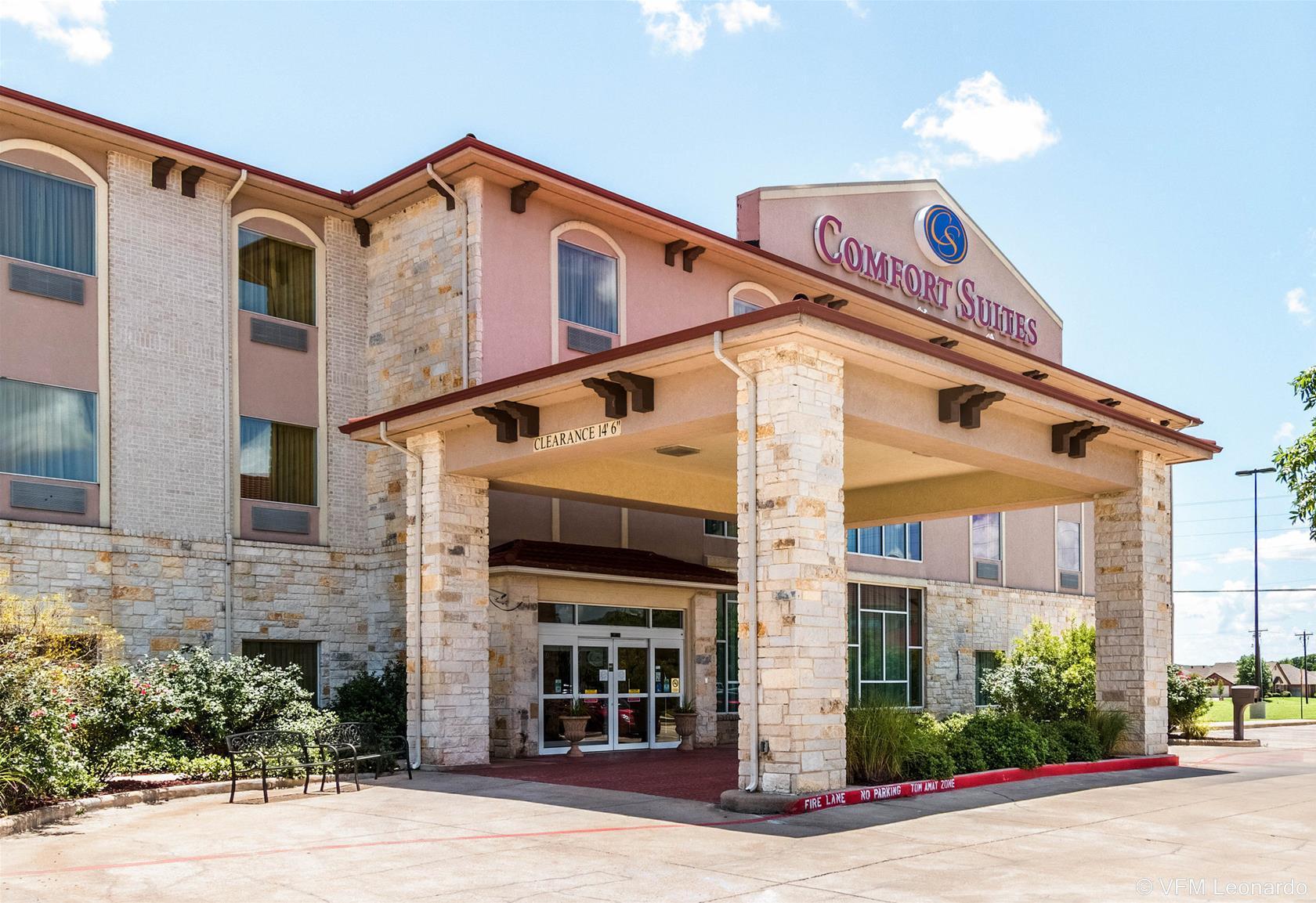 גרנברי Comfort Suites מראה חיצוני תמונה