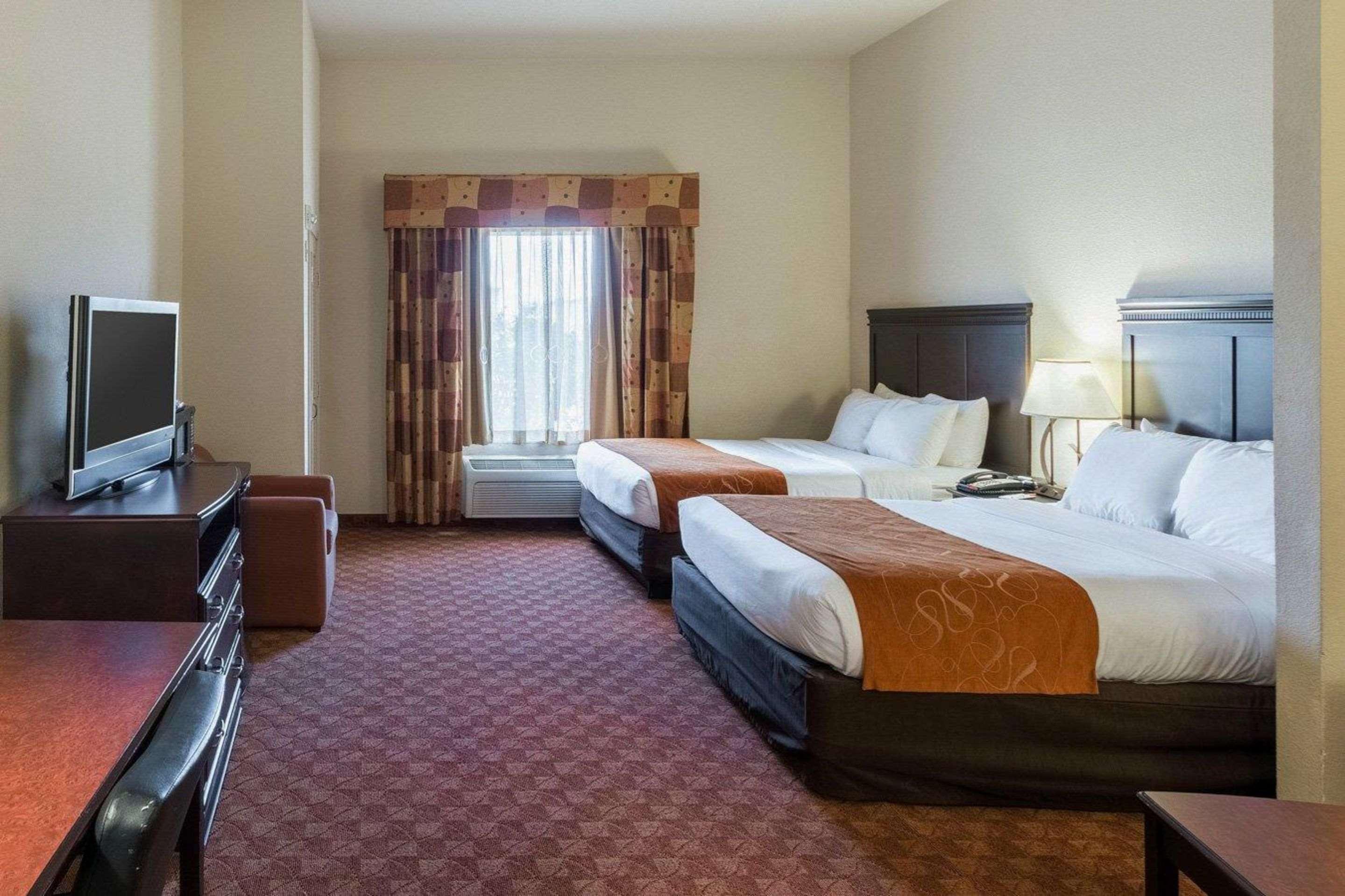 גרנברי Comfort Suites מראה חיצוני תמונה