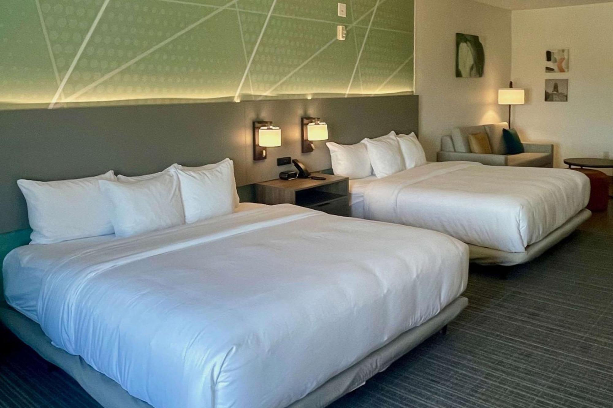גרנברי Comfort Suites מראה חיצוני תמונה