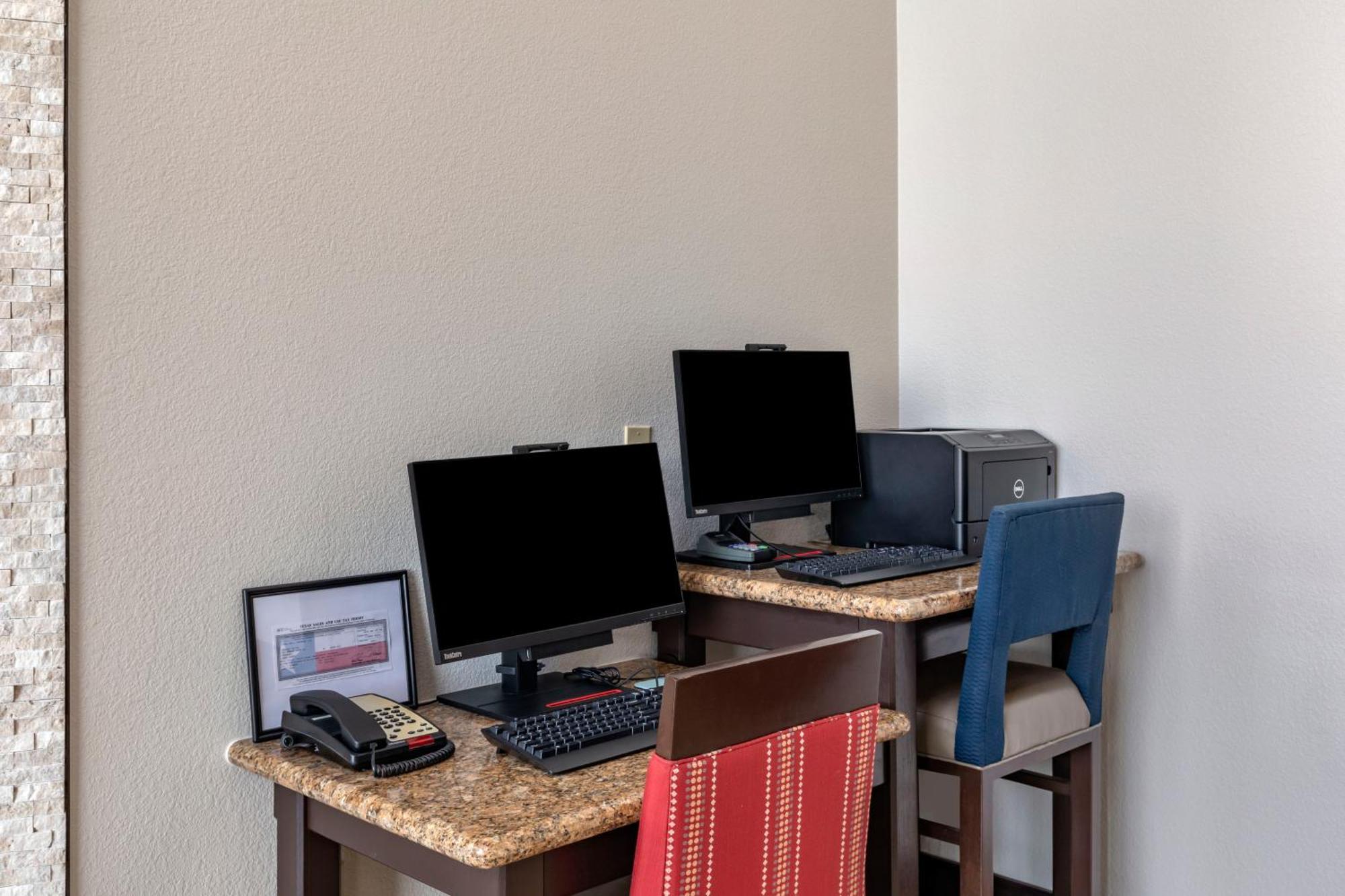 גרנברי Comfort Suites מראה חיצוני תמונה
