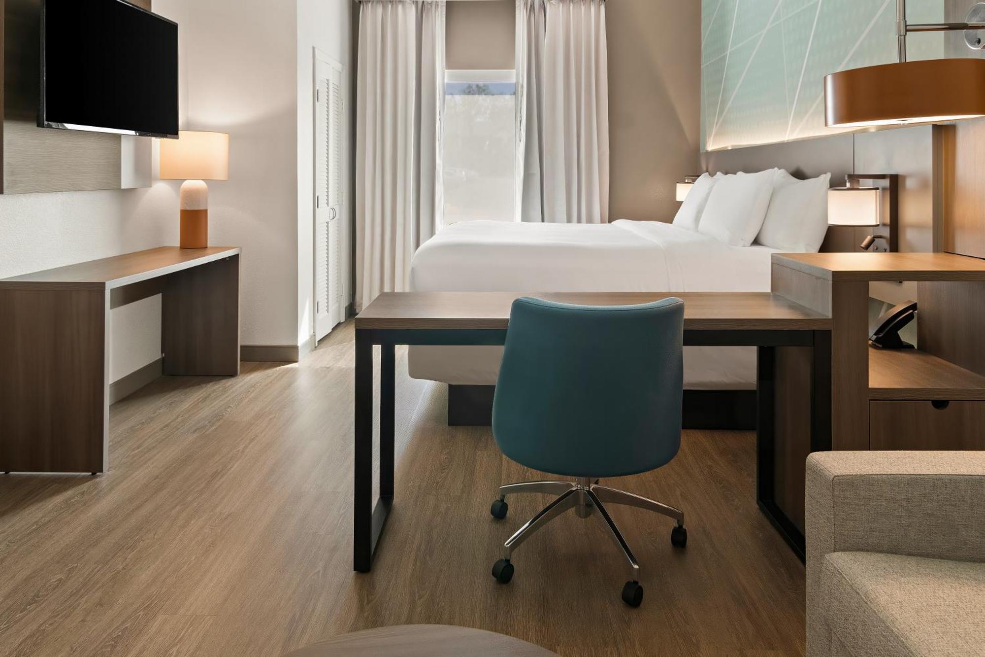 גרנברי Comfort Suites מראה חיצוני תמונה