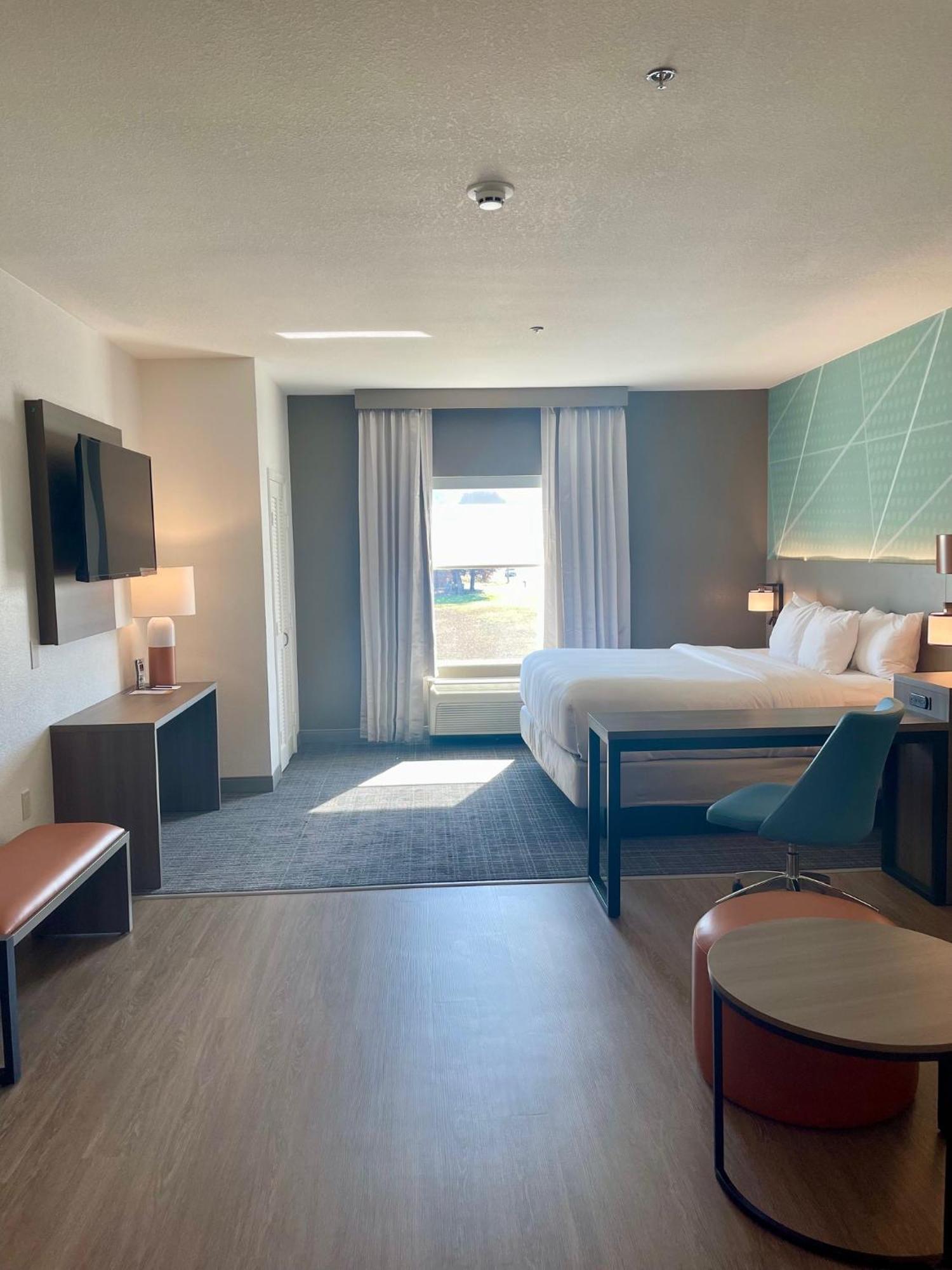 גרנברי Comfort Suites מראה חיצוני תמונה