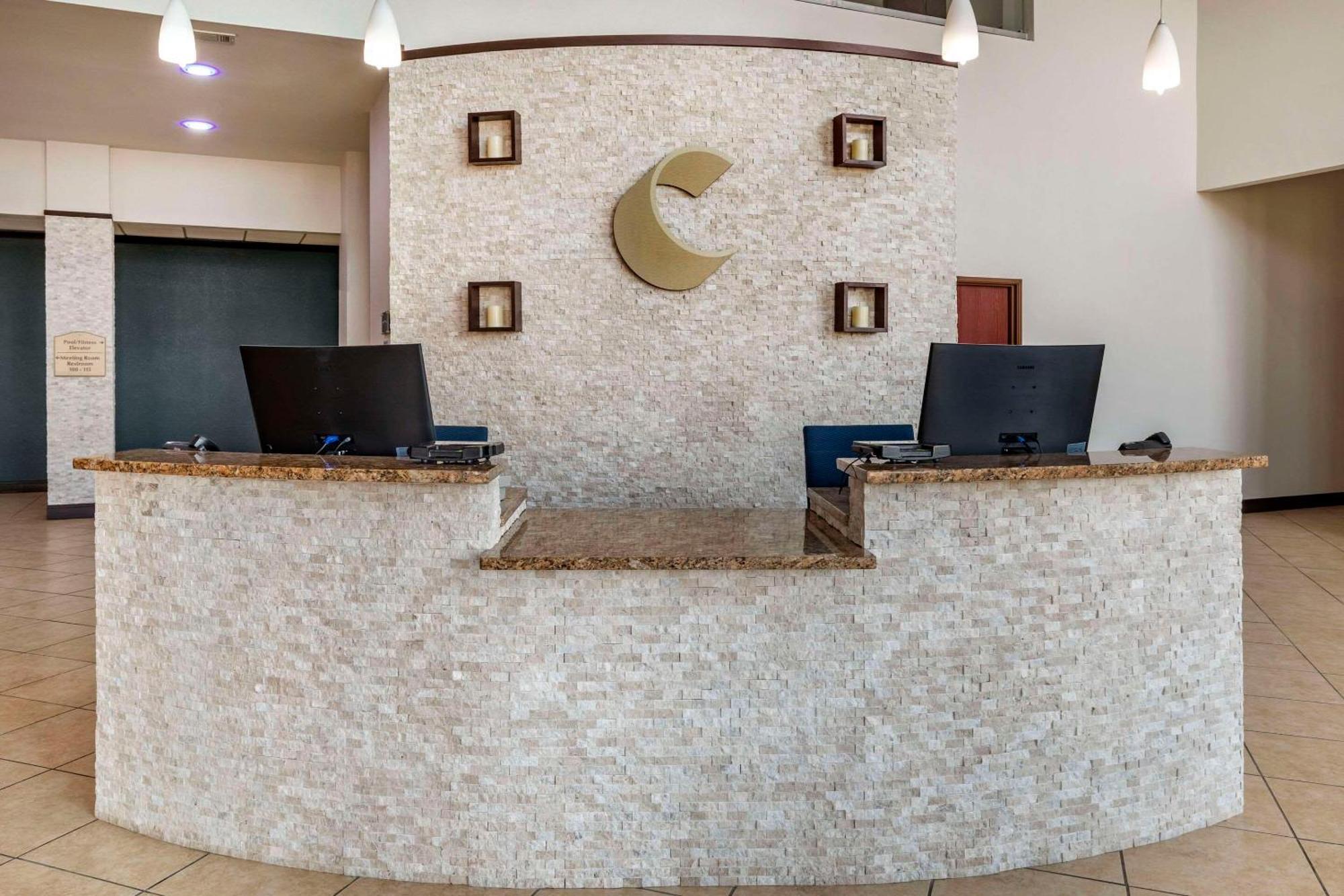 גרנברי Comfort Suites מראה חיצוני תמונה